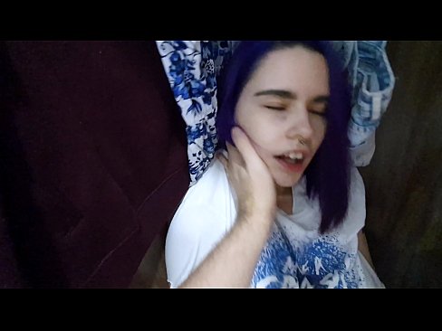 ❤️ געפונען מיין שוועסטער אין די שאַפע און געהאָלפֿן איר קומען ️ שיין פּאָרן ביי אונדז ﹏